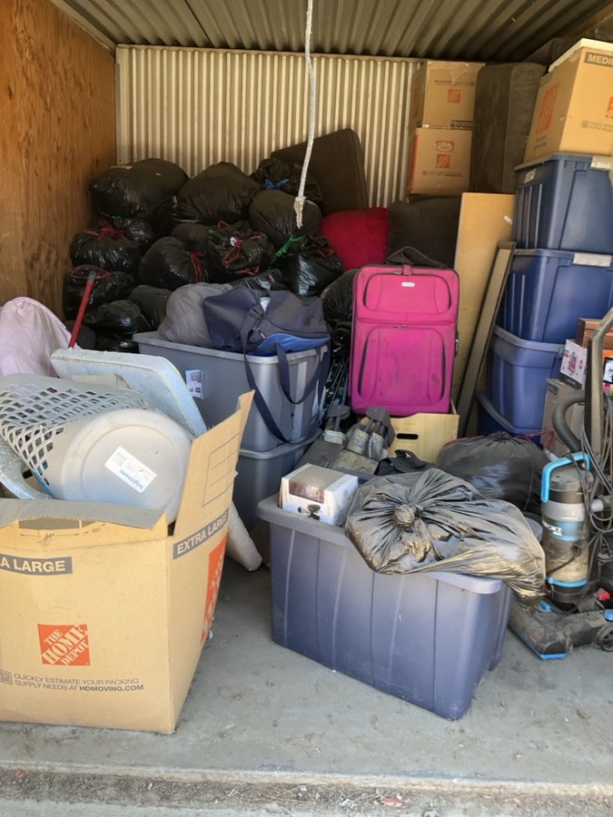 10 x 15 storage unit in Riverside, CA