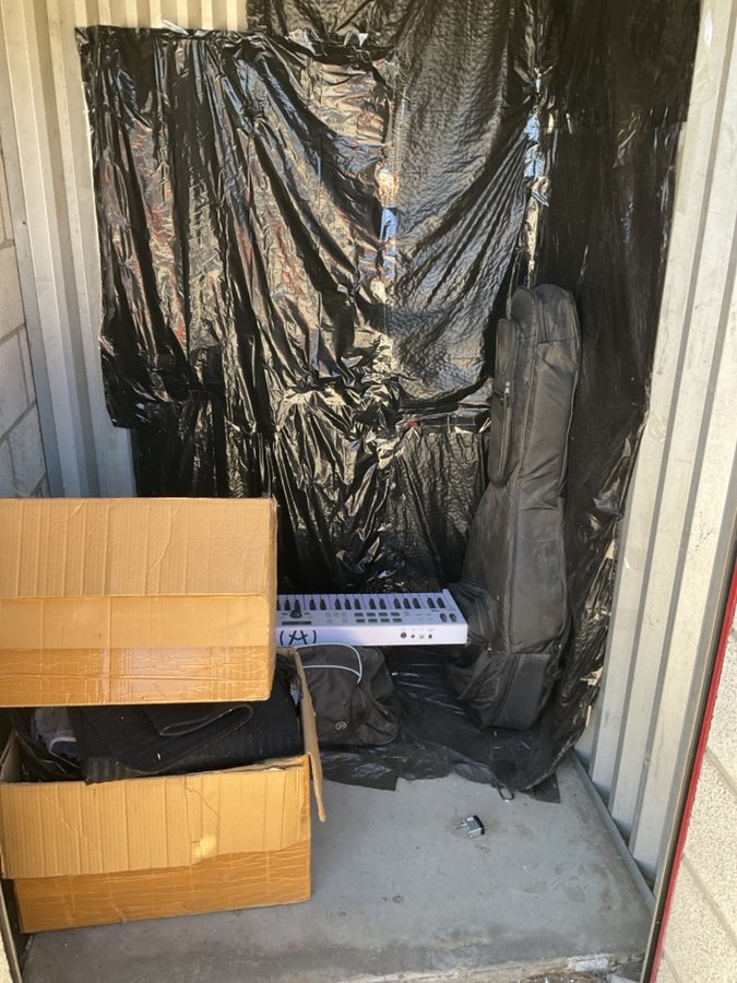 5 x 5 storage unit in Riverside, CA