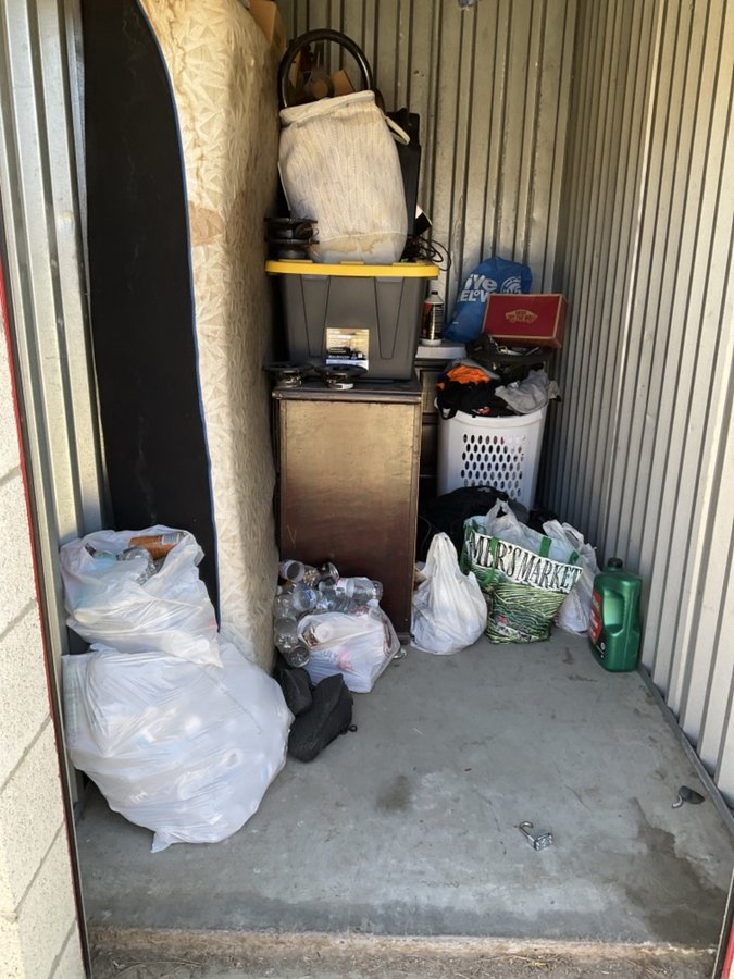 5 x 10 storage unit in Riverside, CA