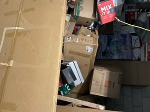 10 x 10 storage unit in Corona, CA