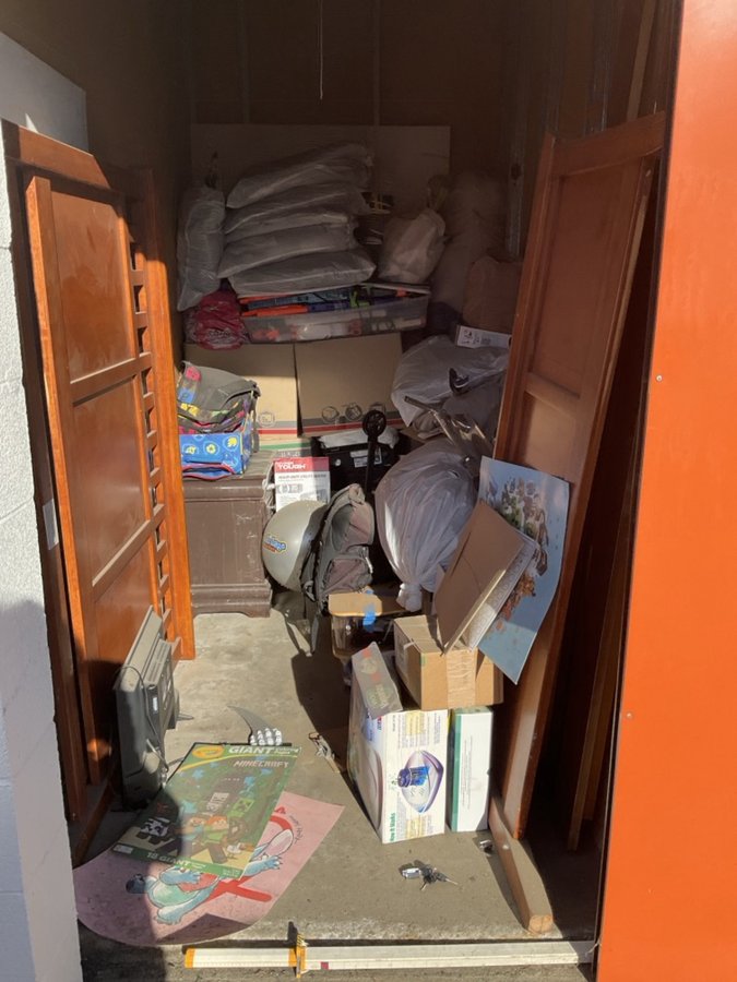 5 x 10 storage unit in Riverside, CA