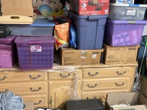 28 x 10 storage unit in Corona, CA