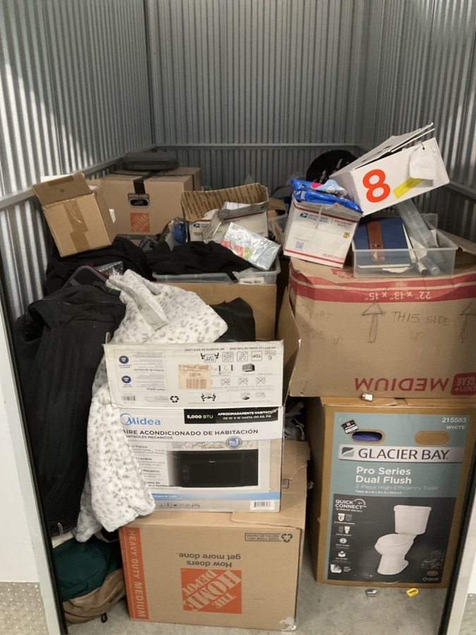 5 x 10 storage unit in Corona, CA