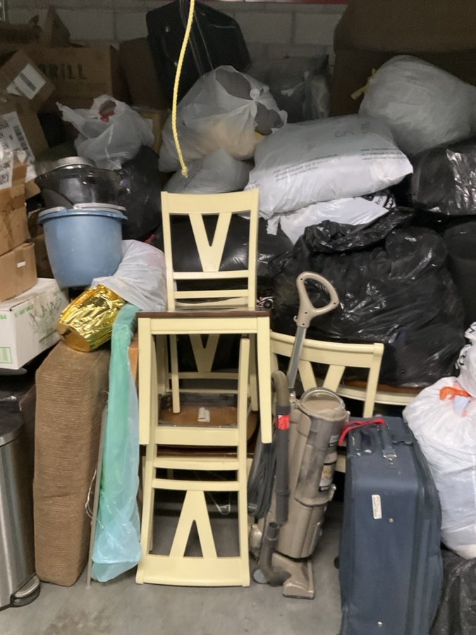 10 x 10 storage unit in Corona, CA
