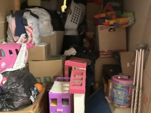 5 x 15 storage unit in Riverside, CA