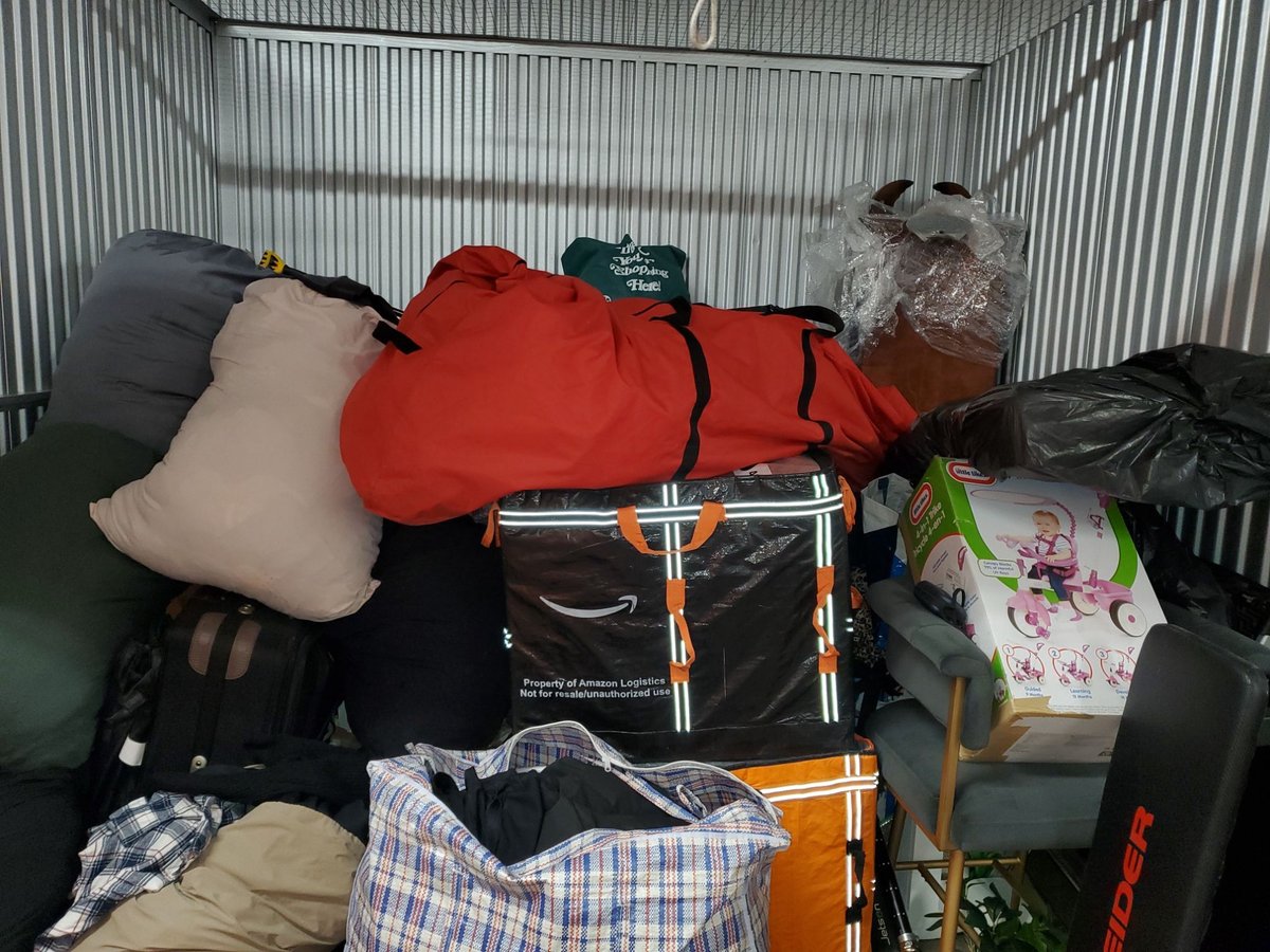 10 x 10 storage unit in Bronx, NY