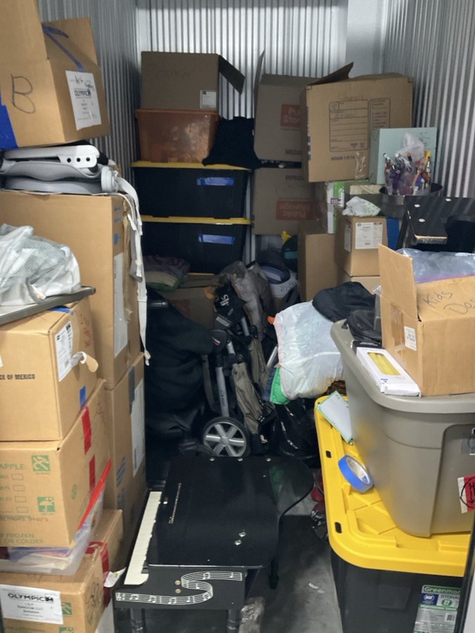 5 x 10 storage unit in Corona, CA