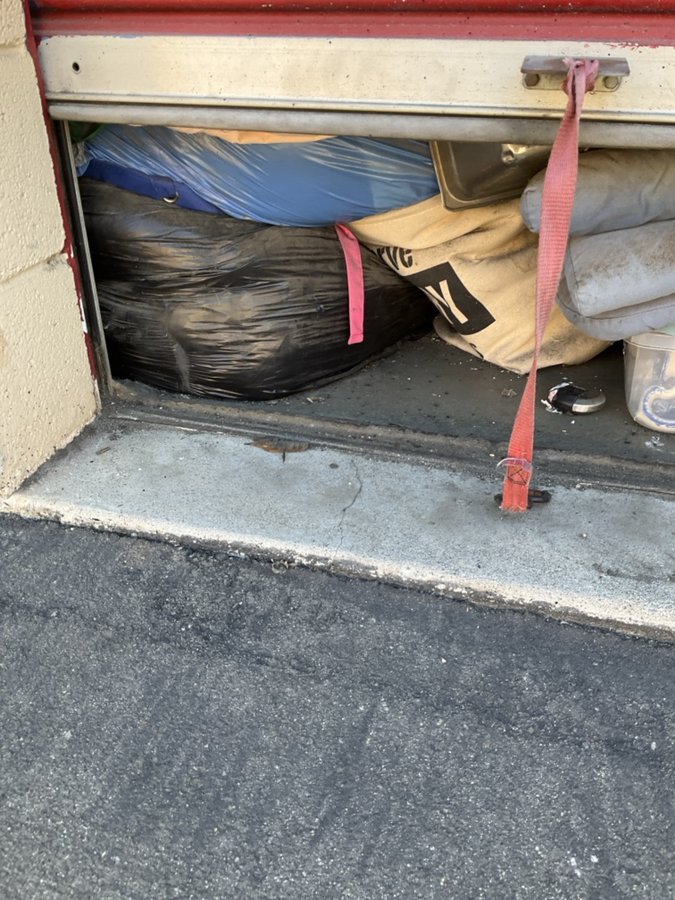 5 x 10 storage unit in Riverside, CA
