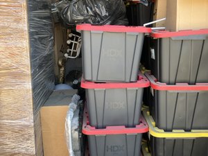 8 x 20 storage unit in Riverside, CA