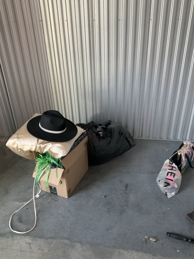 10 x 5 storage unit in Corona, CA