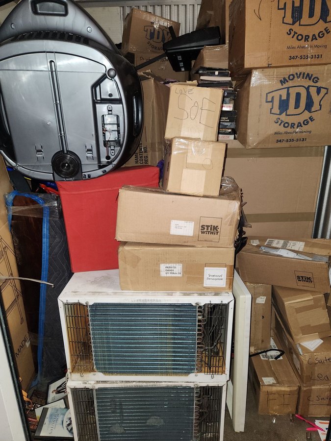 7 x 10 storage unit in Bronx, NY