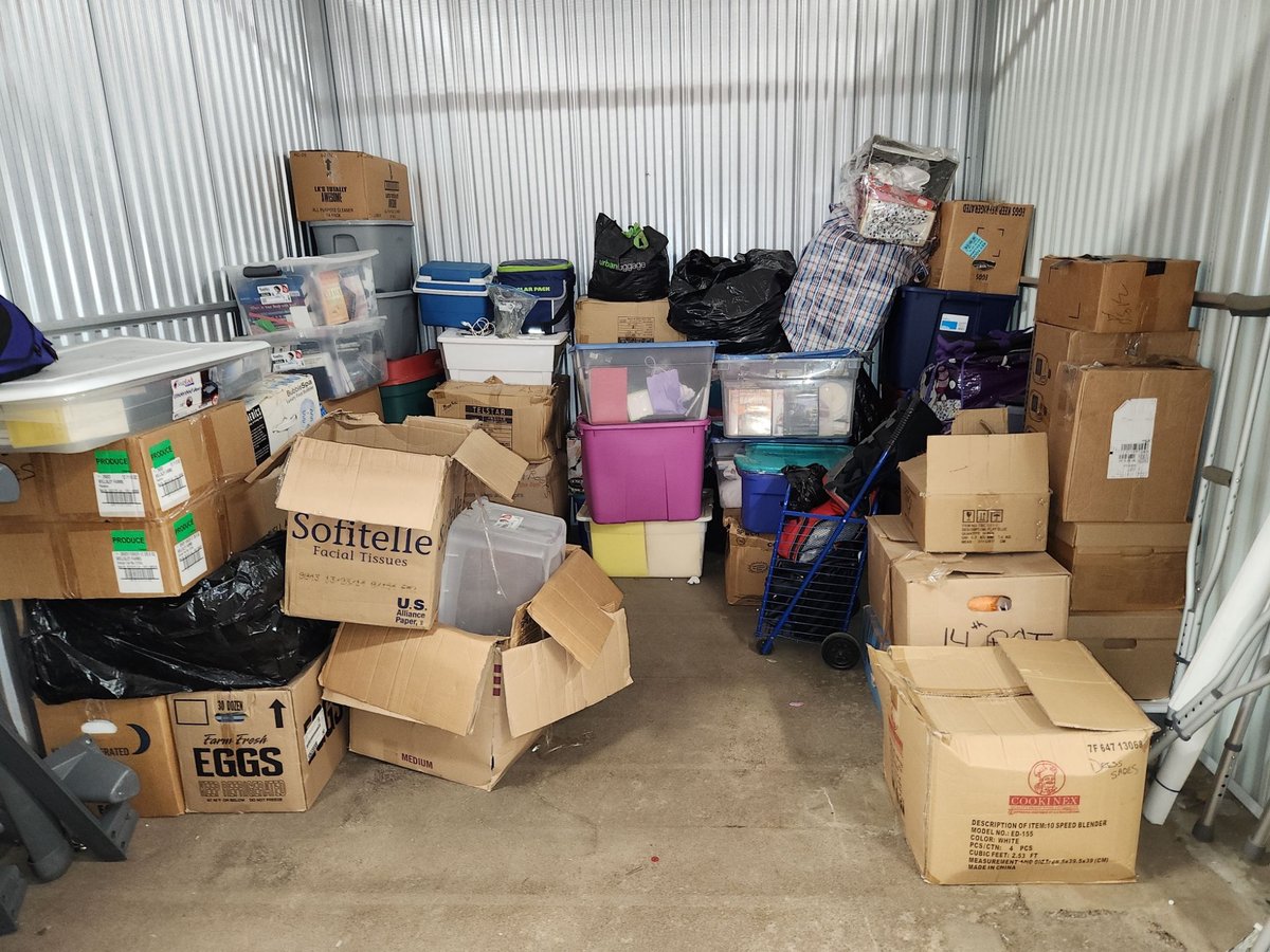 10 x 10 storage unit in Bronx, NY