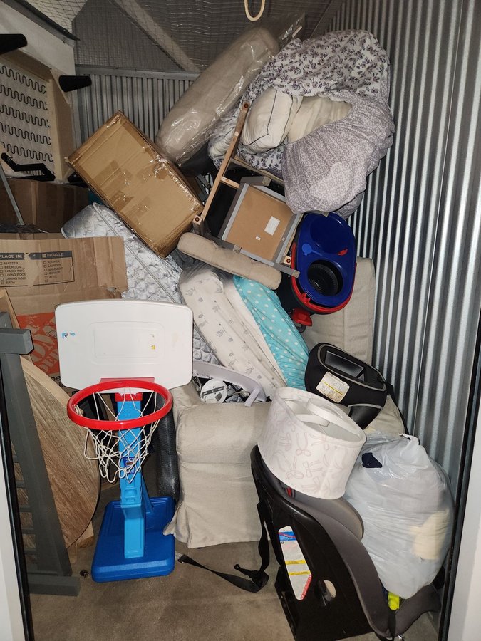 5 x 10 storage unit in Bronx, NY