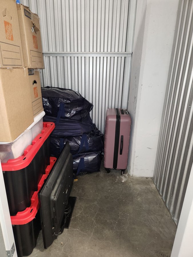 5 x 5 storage unit in Bronx, NY