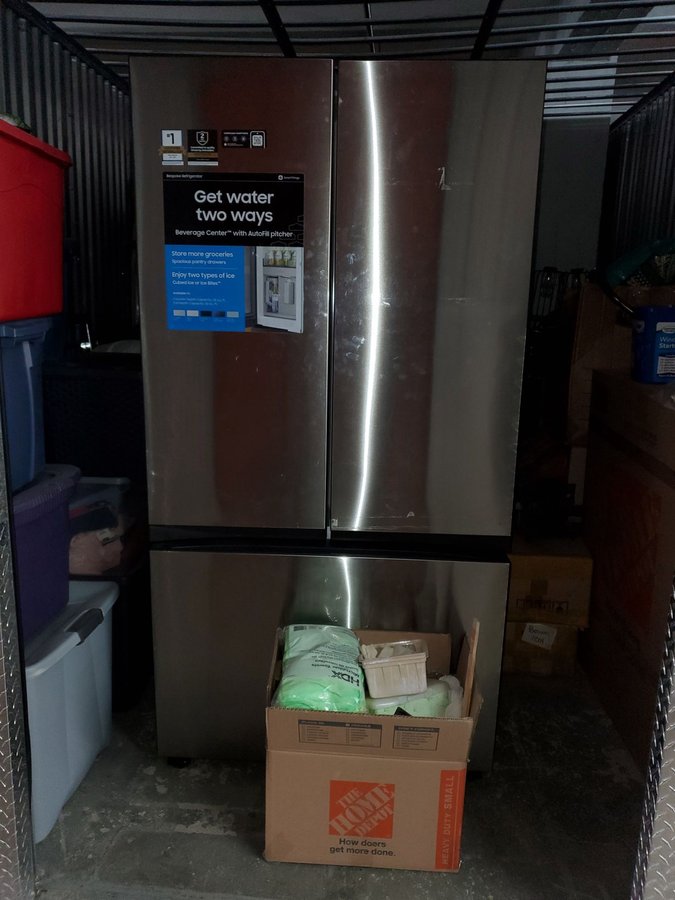 10 x 15 storage unit in Brooklyn, NY