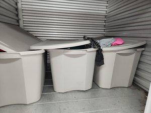5 x 5 storage unit in Brooklyn, NY