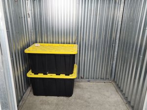 5 x 5 storage unit in Brooklyn, NY