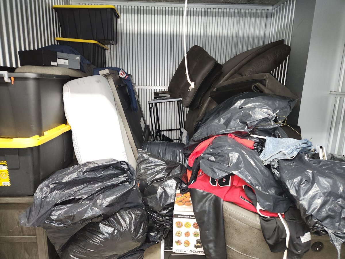 10 x 10 storage unit in Brooklyn, NY