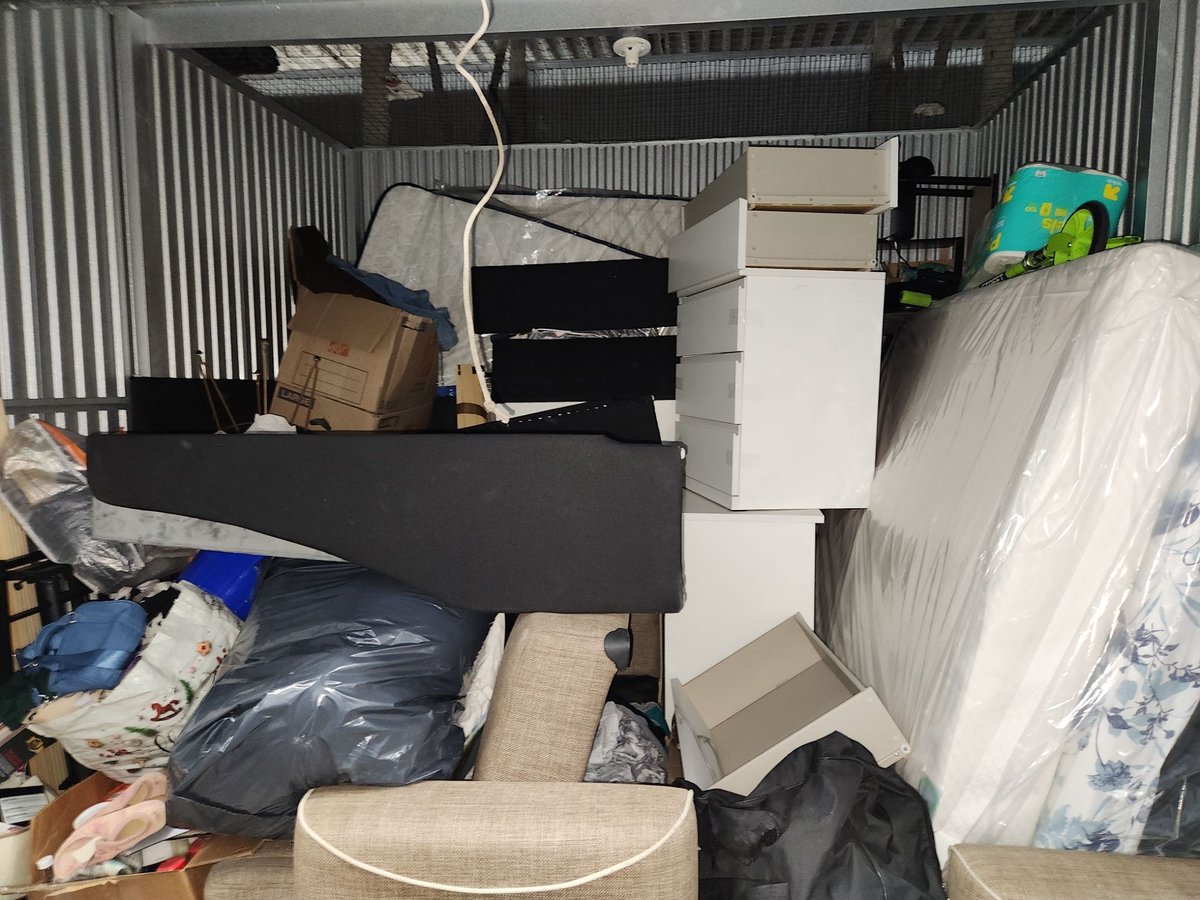 10 x 10 storage unit in Brooklyn, NY