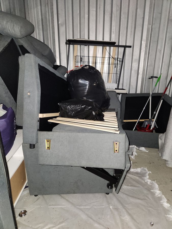 7 x 10 storage unit in Brooklyn, NY