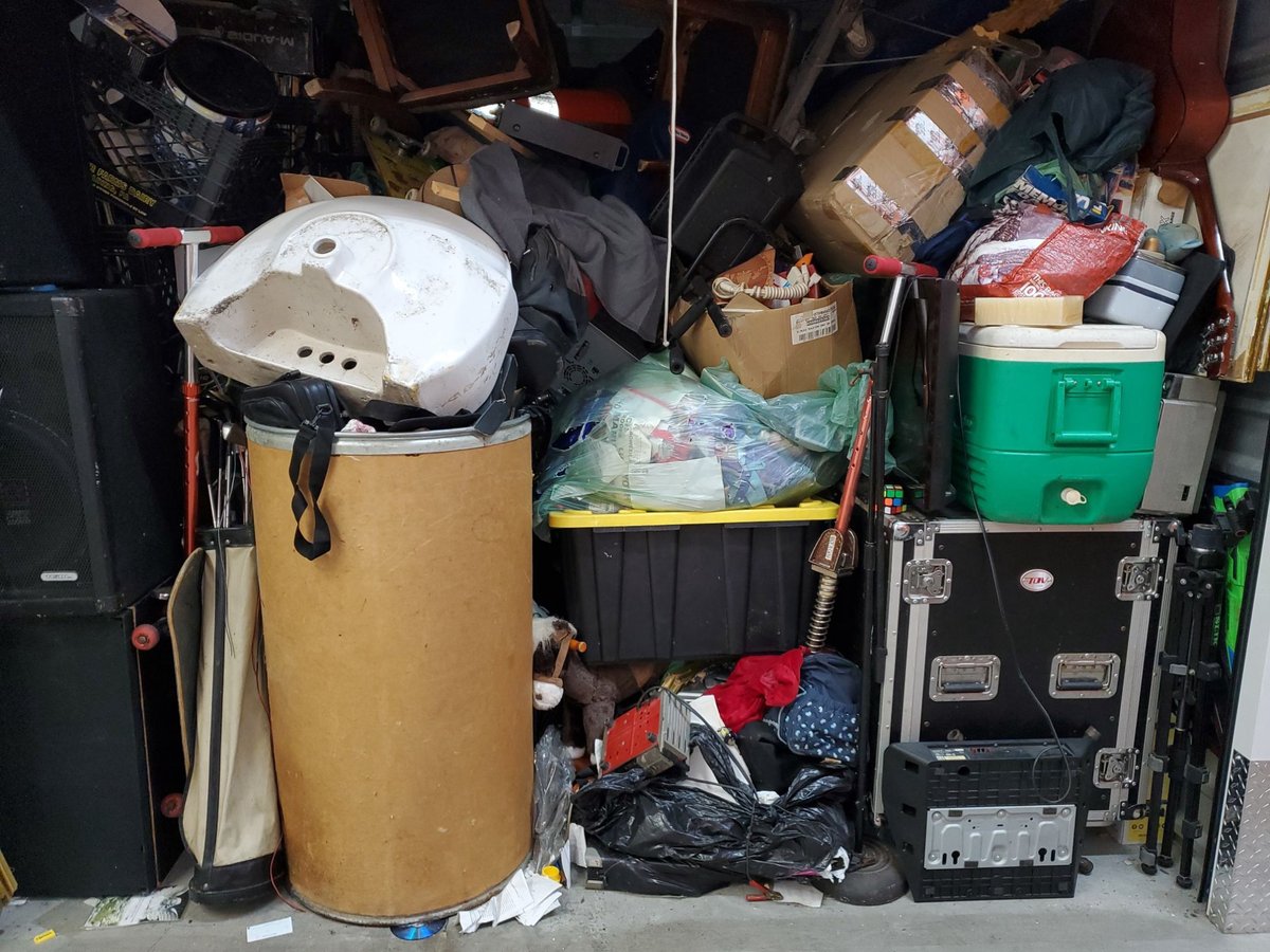 10 x 10 storage unit in Brooklyn, NY