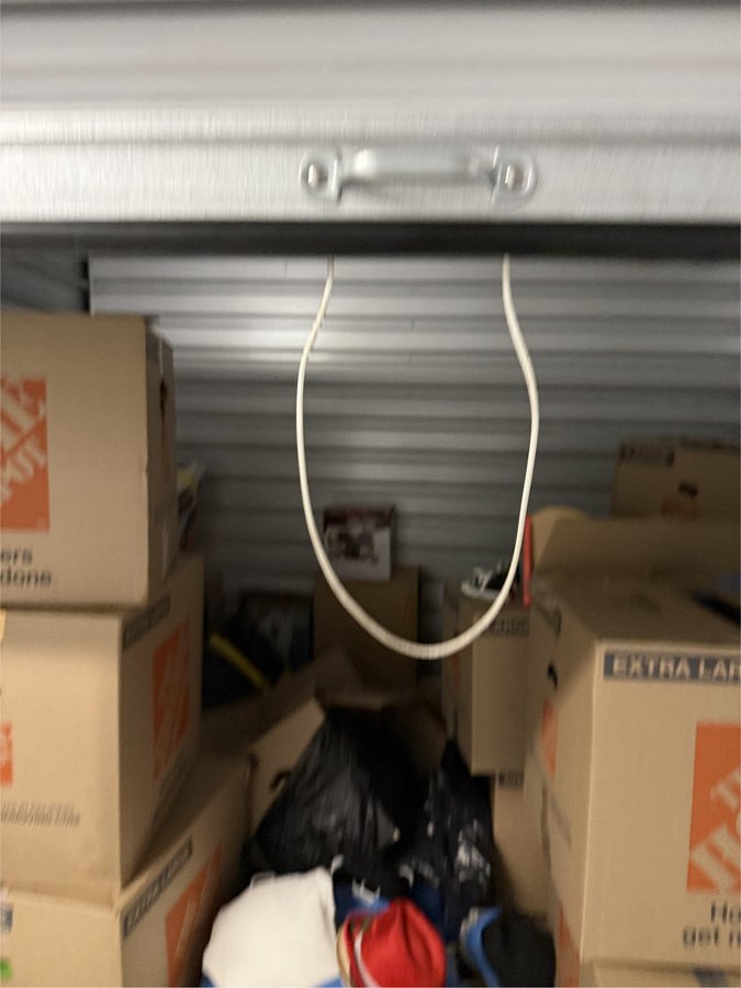 10 x 10 storage unit in Riverside, CA