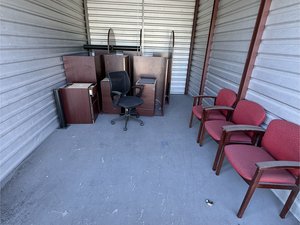 10 x 15 unit in Riverside