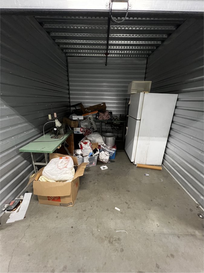 10 x 12 storage unit in El Monte, CA