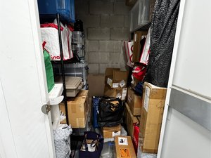4 x 5 storage unit in El Monte, CA