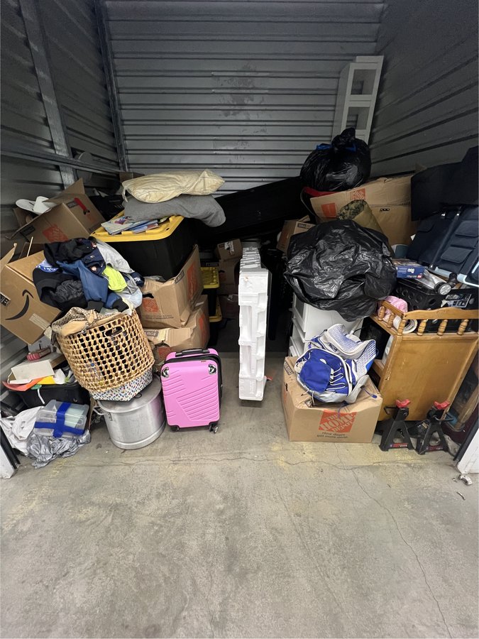 10 x 10 storage unit in El Monte, CA