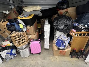 10 x 10 storage unit in El Monte, CA