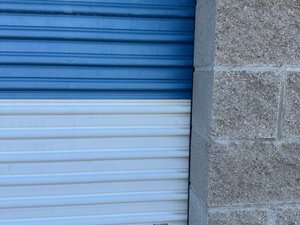 10 x 10 storage unit in Albany, OR