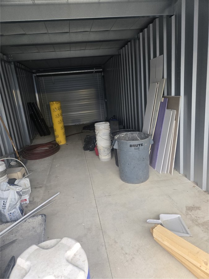 10 x 30 storage unit in Belle Vernon, PA
