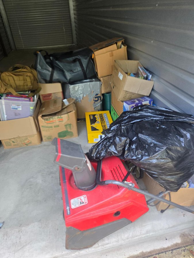10 x 30 storage unit in Johnstown, PA