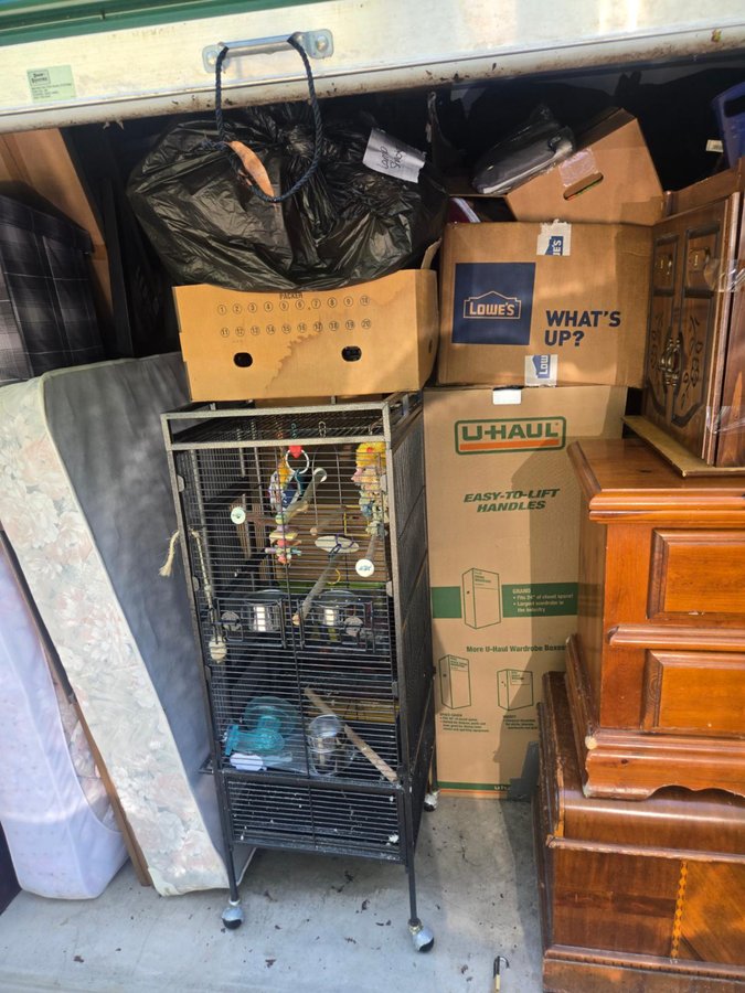10 x 10 storage unit in Johnstown, PA