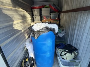5 x 10 storage unit in Conway, SC