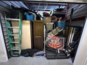 10 x 10 storage unit in Atlanta, GA
