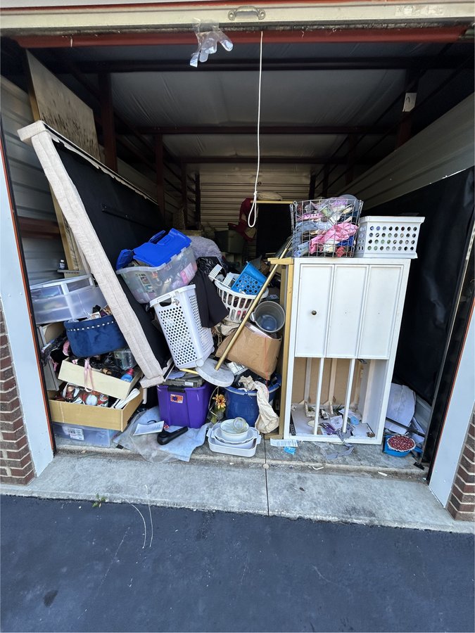 10 x 15 storage unit in Atlanta, GA