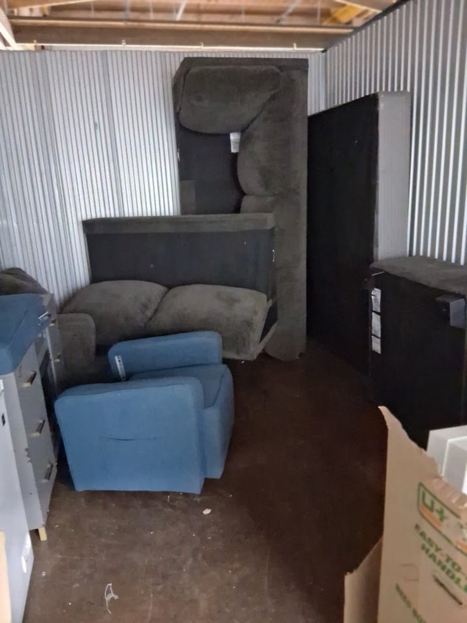 10 x 20 storage unit in Primos, PA