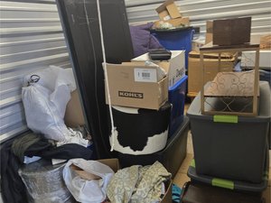 10 x 10 storage unit in Darlington, PA