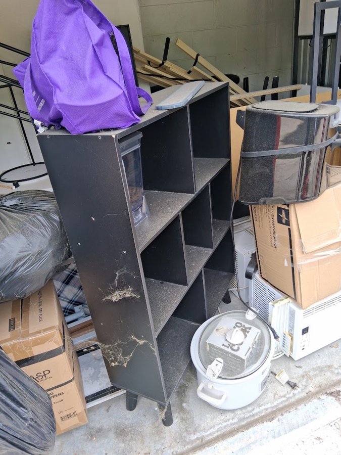 10 x 7 storage unit in Primos, PA