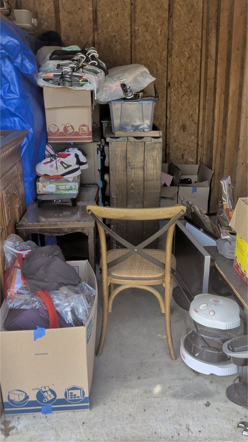 8 x 12 storage unit in Puryear, TN