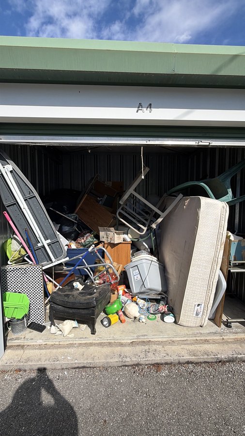 10 x 10 storage unit in Crossville, TN
