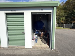 5 x 10 storage unit in Crossville, TN