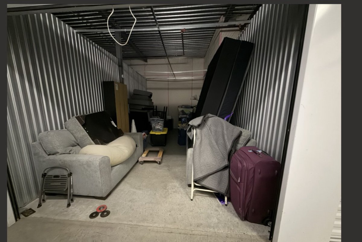 10 x 20 storage unit in Plano, TX