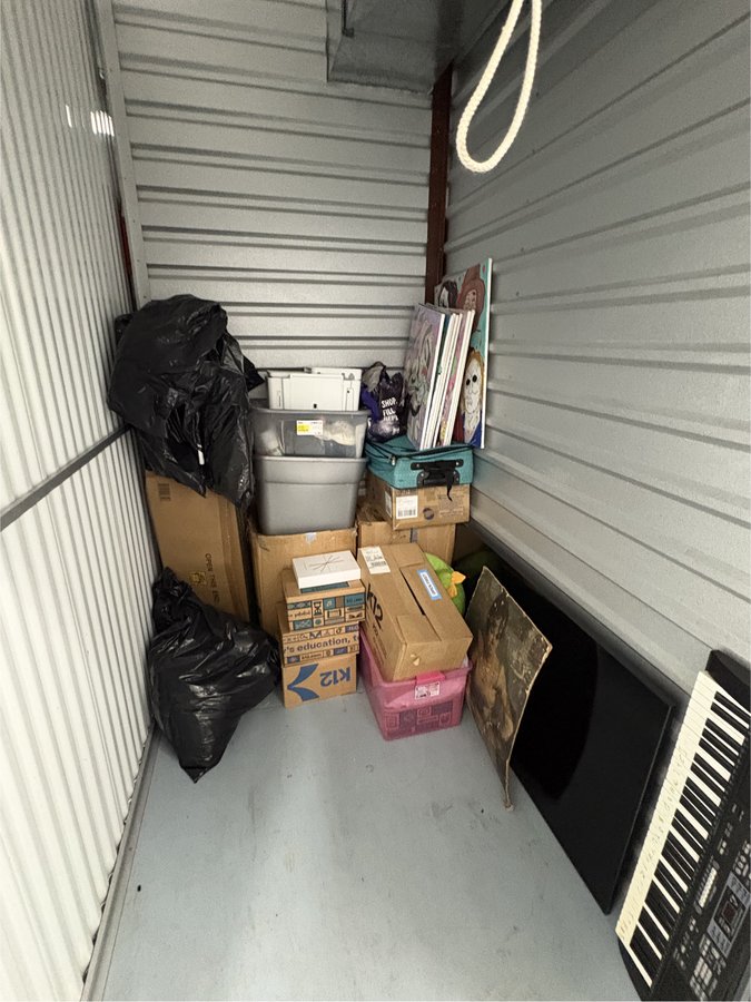 5 x 8 storage unit in Summerville, SC