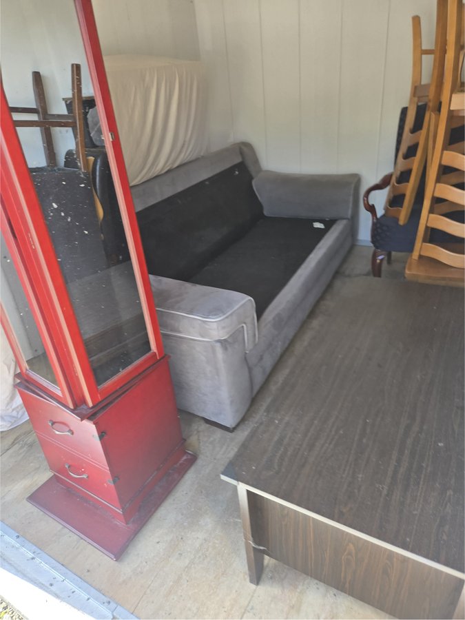 10 x 10 storage unit in Hermitage, PA