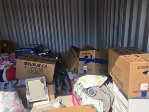 10 x 10 storage unit in Grove City, PA