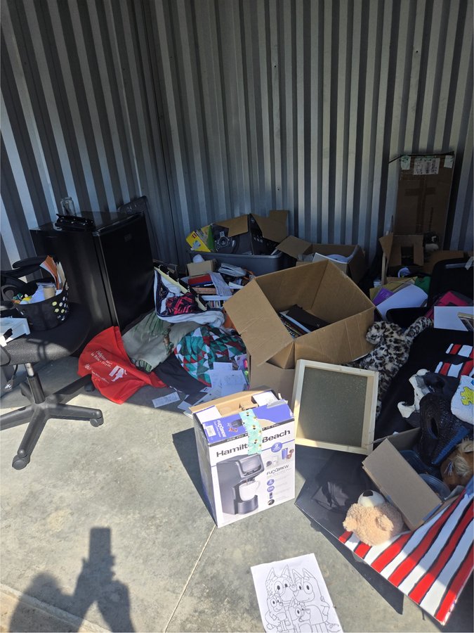 10 x 10 storage unit in Grove City, PA