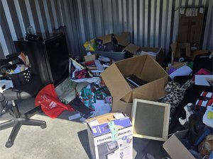 10 x 10 storage unit in Grove City, PA
